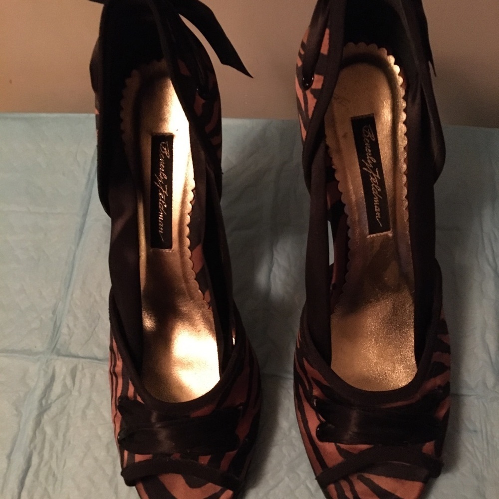 Beverly Feldman Tiger Stripe & Ribbon Heels - Picture 2 of 7